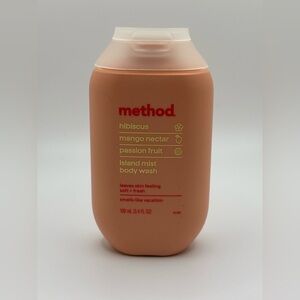 ✨5/$25✨ Method Island Mist Body Wash - Travel Size